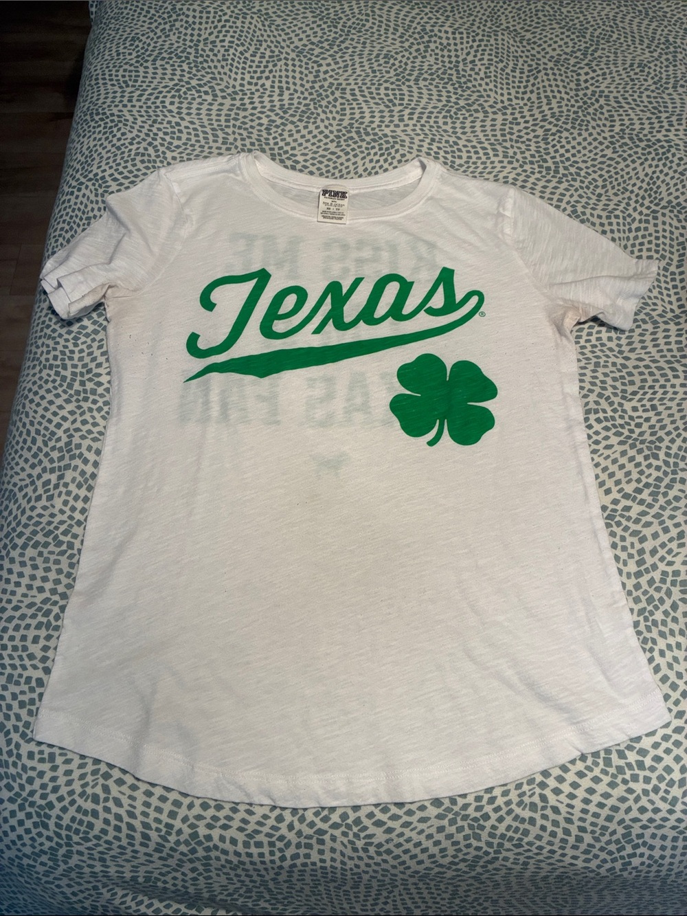 VS Pinn White 'Texas' Graphic Tee with Green Clover